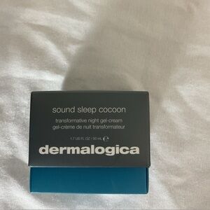 Dermalogica Sound Sleep Cocoon in Black and Blue
